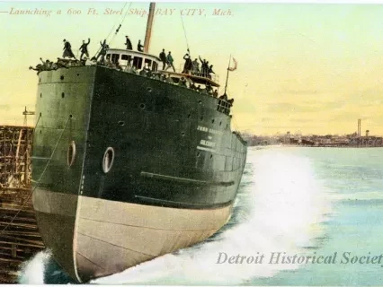 Postcard - Launching a 600 ft. Steel Ship, Bay City, Mich. - Launching a 600 ft. Steel Ship, Bay City