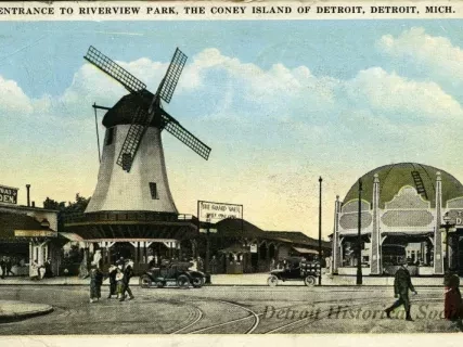 Postcard - Entrance to Riverview Park, the Coney Island of Detroit, Detroit, Mich.