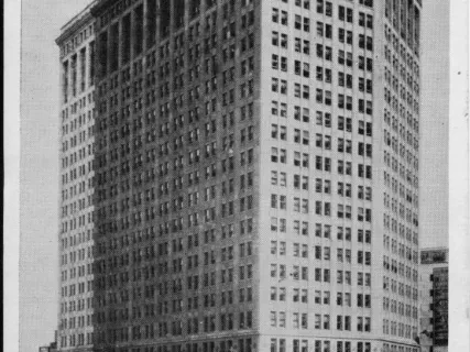 Postcard - First National Bank Building, Detroit, Mich.