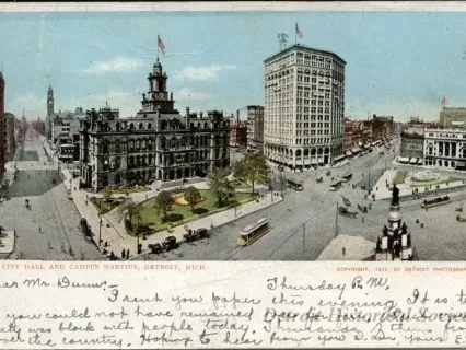 Postcard - City Hall and Campus Martius, Detroit, Mich.