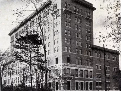 Postcard - New Y.M.C.A. Building, Detroit, Mich