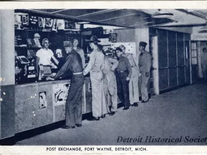 Postcard - Post Exchange, Fort Wayne, Detroit, Mich.