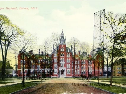 Postcard - Harper Hospital, Detroit, Mich. - Harper Hospital, Detroit, Mich.