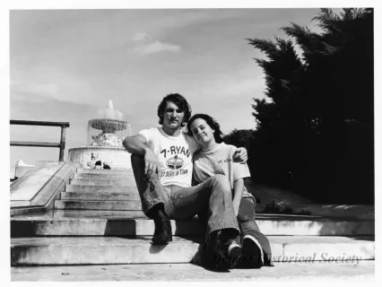 Print, Photographic - Belle Isle - Teenage Couple in front of Scott Fountain