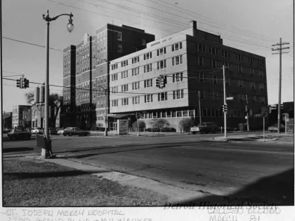 Print, Photographic - St. Joseph Mercy Hospital; 2200 Grand Blvd & Milwaukee