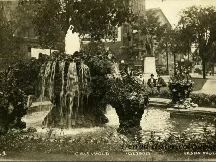 Postcard - Griswold, Detroit