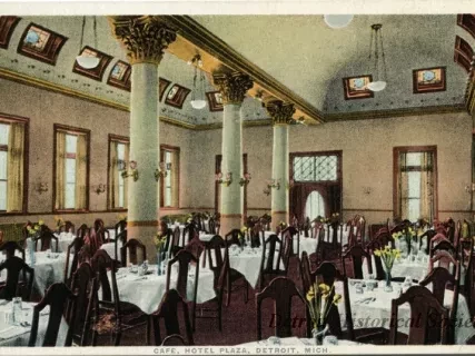 Postcard - Cafe, Hotel Plaza, Detroit, Mich.