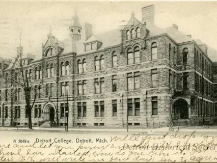 Postcard - Detroit College, Detroit, Mich.
