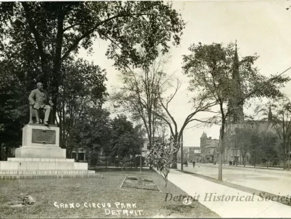 Postcard - Grand Circus Park, Detroit