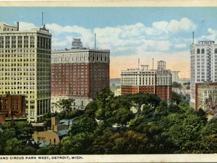 Postcard - Grand Circus Park West, Detroit, Mich.