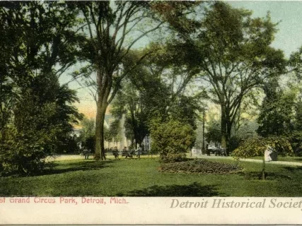 Postcard - West Grand Circus Park, Detroit, Mich.