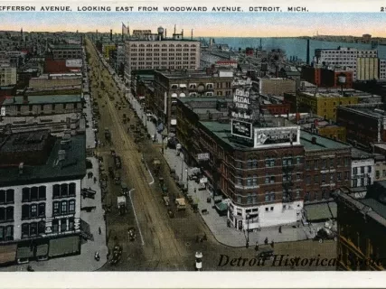 Postcard - Jefferson Avenue, Looking East from Woodward Avenue, Detroit, Mich.