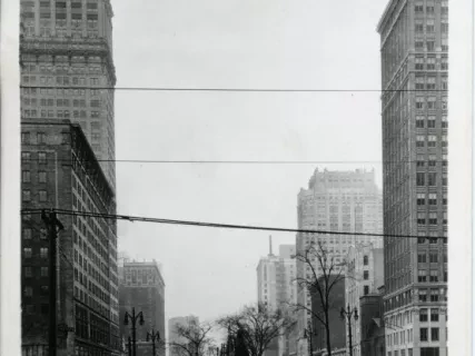 Postcard - Washington Boulevard Looking South, Detroit, Mich.