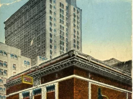 Postcard - New Orpheum Theatre, Detroit, Mich.