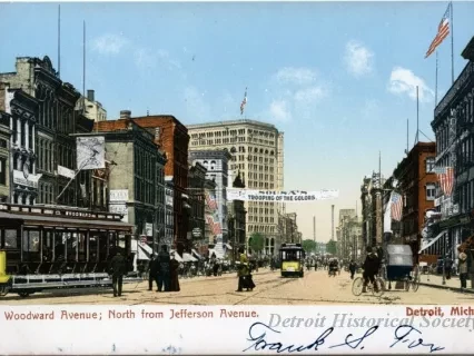 Postcard - Woodward Avenue; North from Jefferson Avenue. Detroit, Mich.