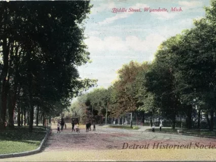 Postcard - Biddle Street, Wyandotte, Mich.