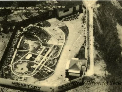 Postcard - Airplane View of Midget City, Detroit, From 300 Feet Up
(Courtesy Miller Aerial Photos)