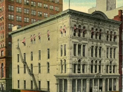 Postcard - Kresge's Korner, the finest five and ten-cent store in the country, Detroit, Mich.