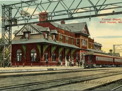 Postcard - Tunnel Depot, Port Huron, Mich.