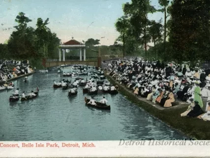 Postcard - Band Concert, Belle Isle Park, Detroit, Mich.