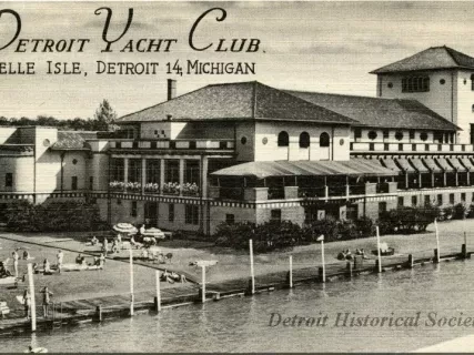 Postcard - Detroit Yacht Club, Belle Isle, Detroit 14, Michigan