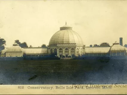 Postcard - Conservatory, Belle Isle, Detroit, Mich.