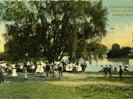 Postcard - Childrens' Day at Belle Isle Park, Detroit, Mich.