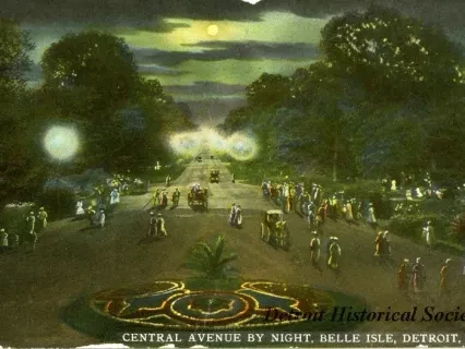 Postcard - Central Avenue by Night, Belle Isle, Detroit, Mich.