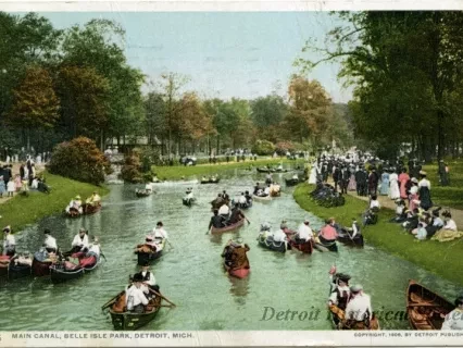 Postcard - Main Canal, Belle Isle Park, Detroit, Mich.