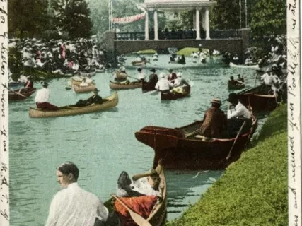 Postcard - Band Concert on Grand Canal, Belle Isle Park, Detroit, Mich.