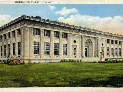 Postcard - Highland Park Library