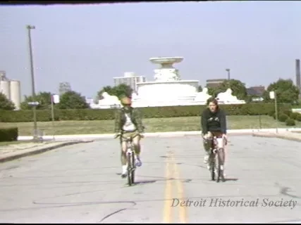 U-Matic - Tape #1, 5/29/85
Belle Isle B-Roll
0202