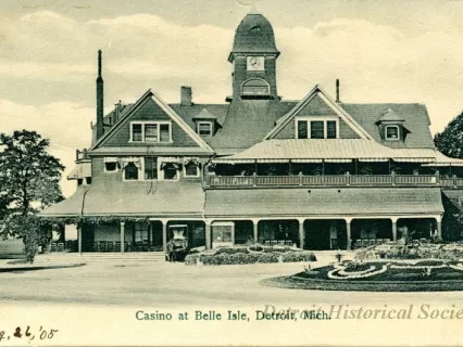 Postcard - Casino at Belle Isle, Detroit, Mich.