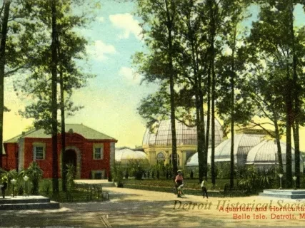 Postcard - Aquarium and Horticultural Hall, Belle Isle, Detroit, Mich.