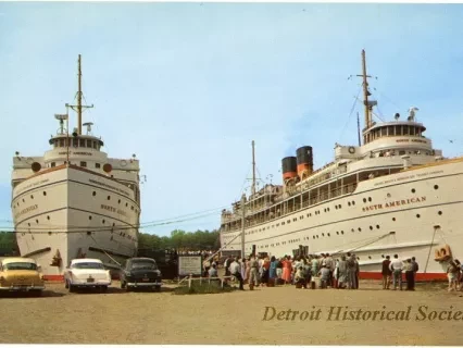 Postcard - Georgian Bay Line Sister Ships S.S. NORTH AMERICAN S.S. SOUTH AMERICAN