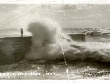 Postcard - Breakers at the Pier, Kincardine, Ont.