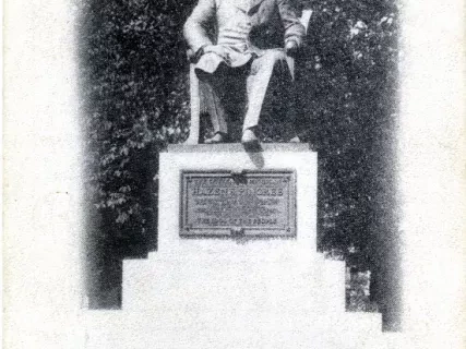 Postcard - Pingree Monument, Detroit, Mich.