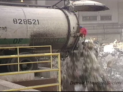 U-Matic - City Clips - Detroit
Resource Recover & Belle Isle
05-08-89
Tape 2