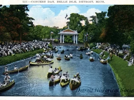 Postcard - 522 - Concert Day, Belle Isle, Detroit, Mich.