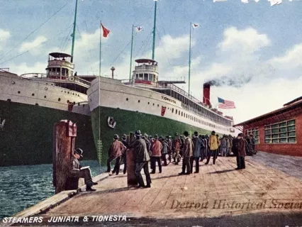 Postcard - Steamers Juniata & Tionesta