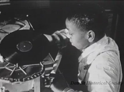 Videodisc, Digital - Fritzie's "Children's House"