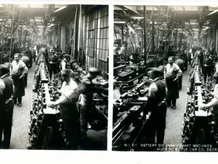 Stereograph - Battery Of Crank Shaft Machines In The Background, Hudson Motor Car Co, Detroit, USA