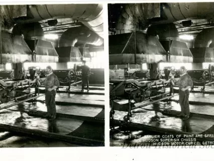 Stereoview - The Earlier Coats Of Paint Are Sprayed On The Hudson Super-Six Chassis, Hudson Motor Car Co, Detroit, USA
