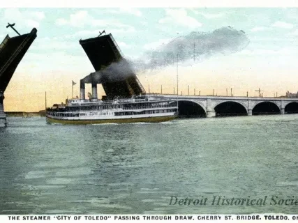 Postcard - The Steamer "City of Toledo" Passing Through Draw, 
Cherry St. Bridge, Toledo, Ohio
