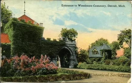 Postcard - Entrance to Woodmere Cemetery, Detroit, Mich.