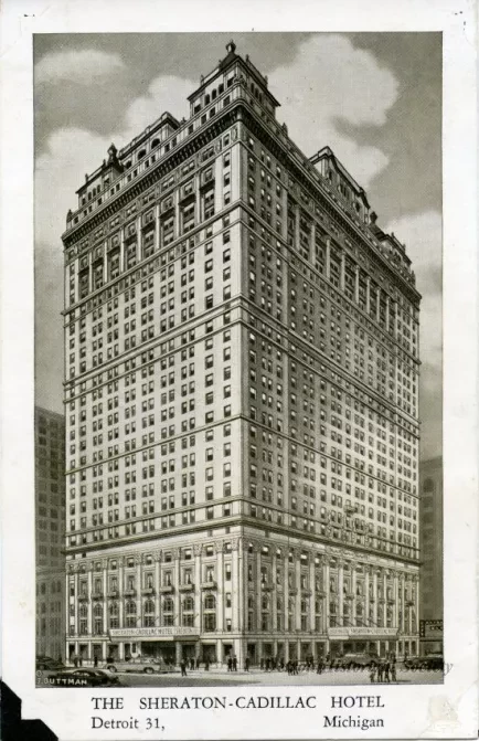 Postcard - The Sheraton-Cadillac Hotel, Detroit 31, Michigan.