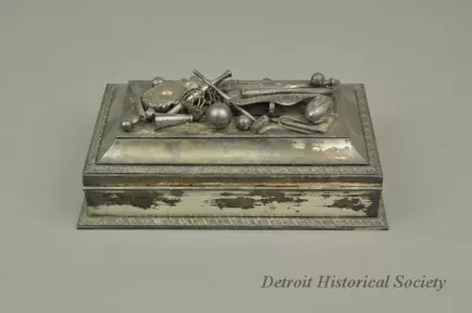 Desk Set - Box