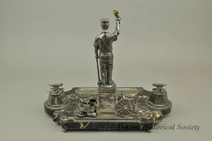 Desk Set - Inkwell