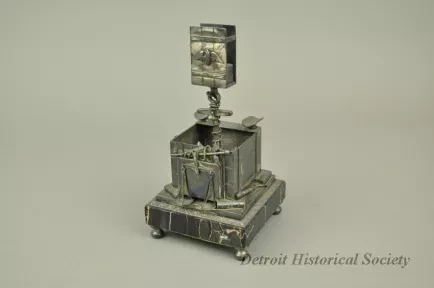 Desk Set - Ashtray