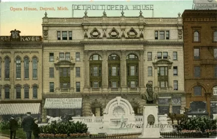 Postcard - Opera House, Detroit, Mich.